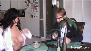 This dark hair is looking for penis, I meeting her on