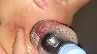 Pounding her snatch with a bottle while I fill her arse with Columbia substance