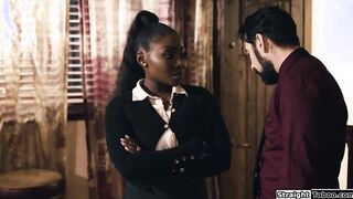 Ebony agent gets fucked to sell a house