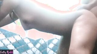 Lovers having a shower sex " लाडो चुस्दै चिकेको "