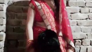 Devar ji aapka dost muje line mar rha hai...