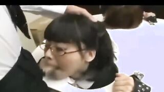 Asiaticas atadas comen pollas