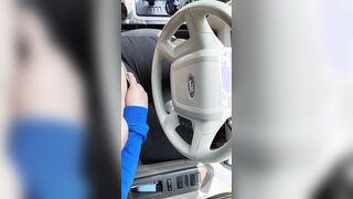 Finger Fuck inside the vehicle