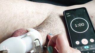 Can he cum into 1 minute?