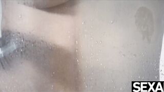 Hispanic Bombshell's long boobies bounce as she gets nailed from behind