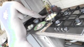 Cougar nude woman mommy Goddess Frina continues to cook naked