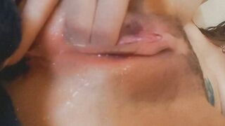 Soak & Creamy squirting cunt play