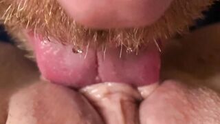 Intense Close Up Lick my Clitoris until I Squirt!!