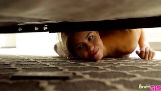 Stuck It Inside My Step Sister - S12:E6