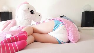 Lazy Morning in Diapers (Peeing & Masturbation)