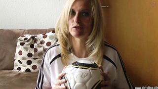 Your Cougar Tina loves Soccer