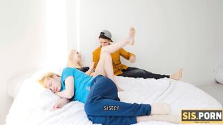 SISPORN. Dude comes to stepsister and comforts her by sex