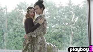 Sofi Ka and Gloria Sol perfect posing