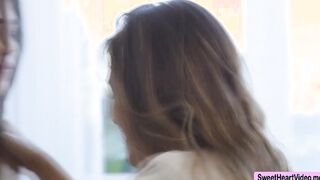18 y.o blonde licks her big ass roommate