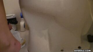 Japanese cougar, Airi Ai is using a dildo, uncensored