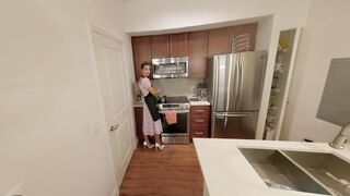 Voluptuous Beauty Stepmom Takes Care of Your Problem