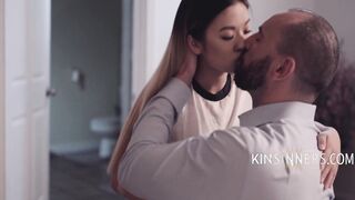 Teenagers oriental Step Daughter Makes Up With Dad - Lulu Chu