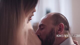 Teenagers oriental Step Daughter Makes Up With Dad - Lulu Chu