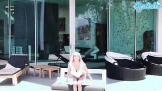 Camsoda - Blonde Huge Melons cougar Caitlin Bell Gets Her Vagina Amazingly Hot Soak With Big Toy