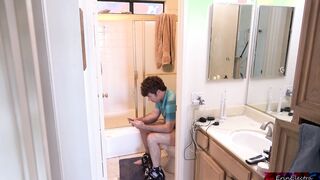 Stepson is addicted to porn and Stepmom uses her body to got him interested into real sex