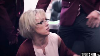 Blonde cougar professor Dee Williams is outnumbered by her nasty students