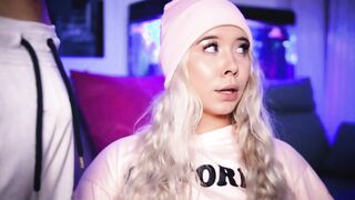 Turned On blonde calls her neighbors to lend her his dick to broadcast live
