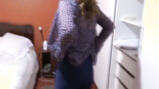 It fascinates me to start touching myself standing up and with clothes before being plowed by big dicks