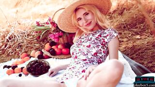 Petite Ukranian teen babe Angel Sway