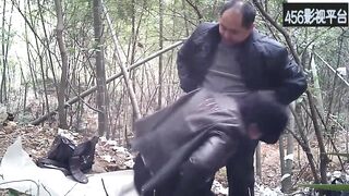 Bareback Asian BBW Prostitute Outdoors