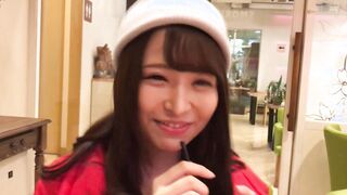 [Amateur POV] Having sex with Momo, a college school girl with an outstanding face whom she seen through sugar dating.
