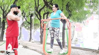 I find my next door's whore into the park and she invites me to pounded her at her house FULL STORY