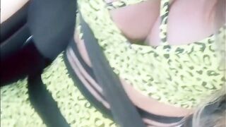 My friend found me at the park and put me to suck inside the vehicle - www.denybarbie.com.br