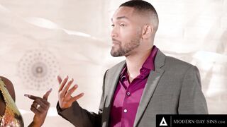 MODERN-DAY SINS - Bubble Booty Black cougar Wants To Watch Who Can JIZZED HER FIRST! INTERRACIAL three-WAY!