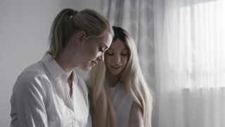Kenzie Reeves gets a Rough Squirt Orgasm with her Step Sister - StepFamilyTV