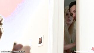 Married lovers catch Mom wank