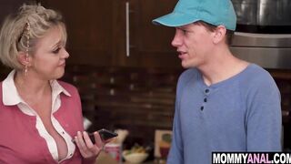 Old mom anal plowed by stepson's friend