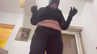 BBW Giantess catwoman eats tinys mercilessly (vore)