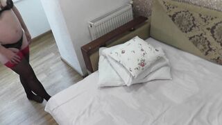 cougar solo. Beauty milf masturbates soak twat and gets strong orgasm. Finger Bang. Squirt. Squirting twat