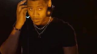 Lika gets her shaved pussy licked and fucked on the yacht