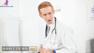 Brazzers - Doctor Danny Cures Kiki Daniels' Cold Toes With His Hugest Thick Dick