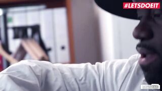 LETSDOEIT - #Lana Vegas #Kookie Ryan - beauty Butt German