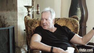 Sweet and turned on 19yo fucks grandpa and takes cummed in