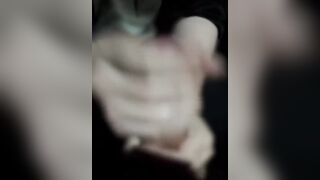 この前までJKだった可愛い爆乳素人。初対面でも大人しく言う事を聞いてくれて手コキしちゃう
