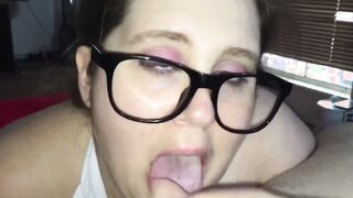 Bbw gets a messy jizzed leaking with cum