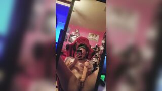 19 year old Year older Gamer chick squirts 10x into four Minutes trying not to got caught!