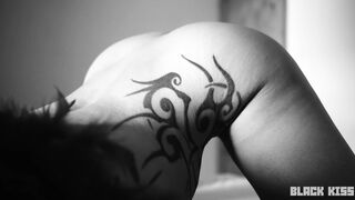 Ebony Kiss S1E04 - Psychedelic Weekend Part one