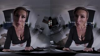 DARK ROOM VR - Obey My Little Friend