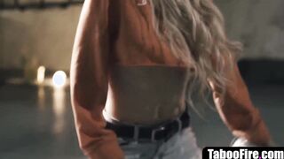 Blonde barely legal licks cougar cop's cunt to got out of trouble