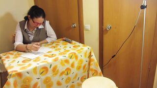 Fat schoolgirl licks her professor's butt. Exuberant fantasy of a old professor - lesbians: snickers into anal, carrots into the asshole, anilingus, rim job, cunnilingus. PAWG. Are you going to lick butt for an exam? Food Bondage.