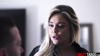 Kali Roses loves cheating on her husband